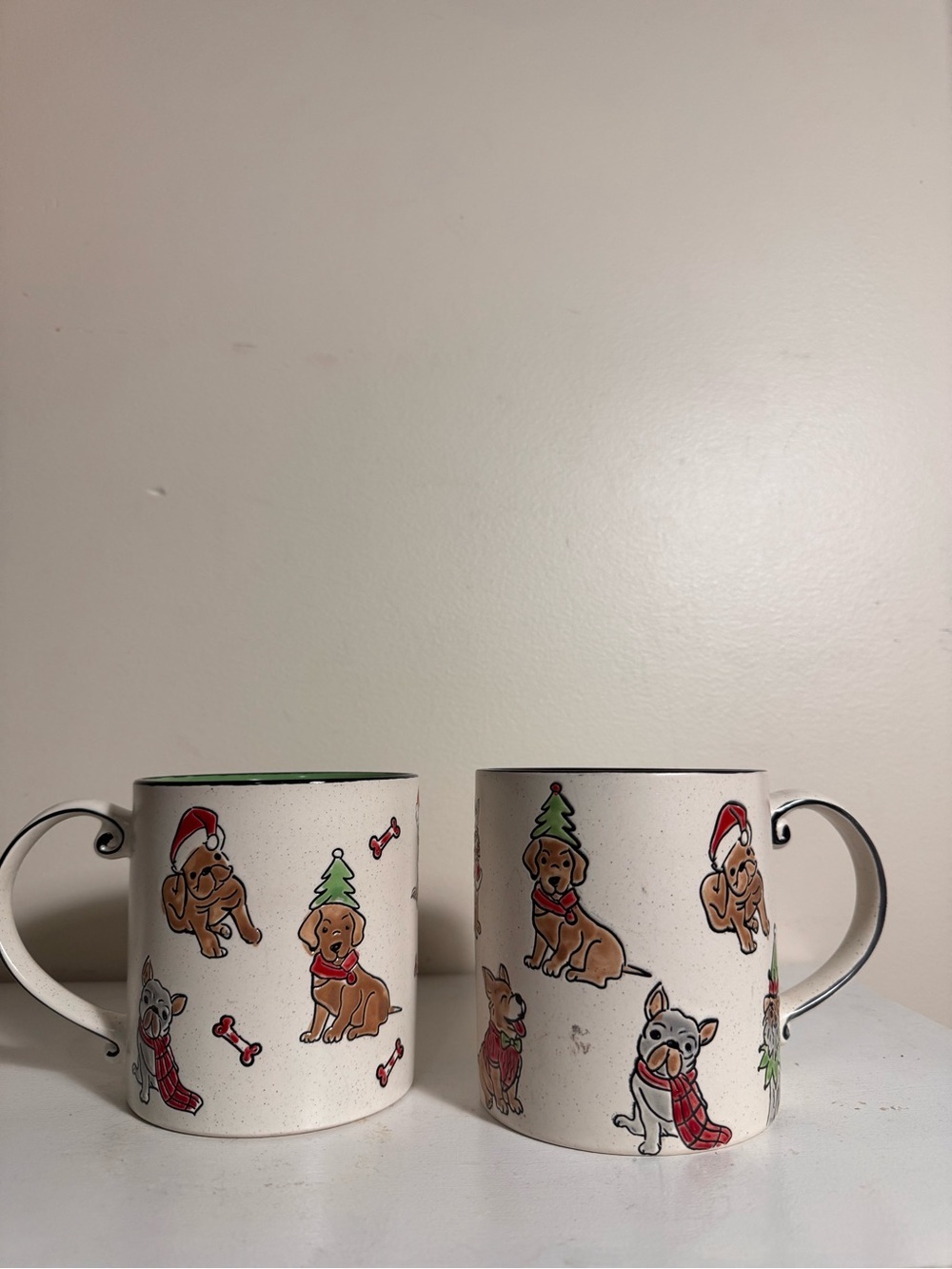 CERAMIC COFFEE OR TEA set  CHRISTMAS  DOGS 21 oz